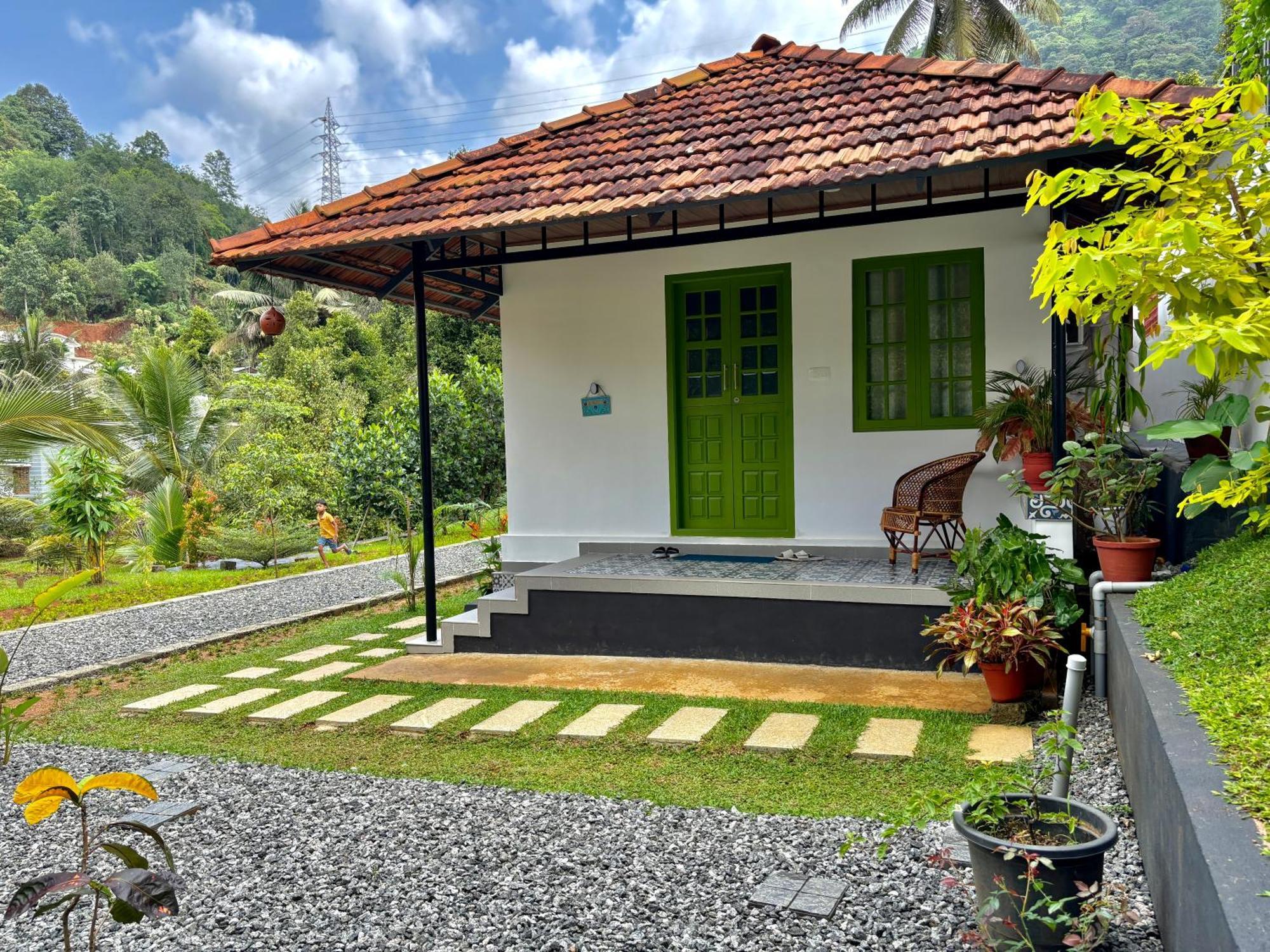 Calm Shack - 2 Bedroom-Boutique Farm Stay Munnar Esterno foto